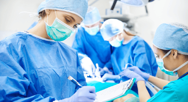 Mamoplastia de reducción en Medellín, Colombia: Recupera tu bienestar